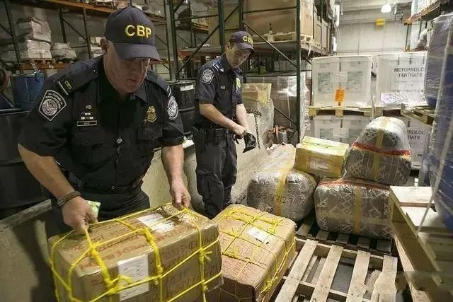 美国海关.jpg 美国海关.jpg